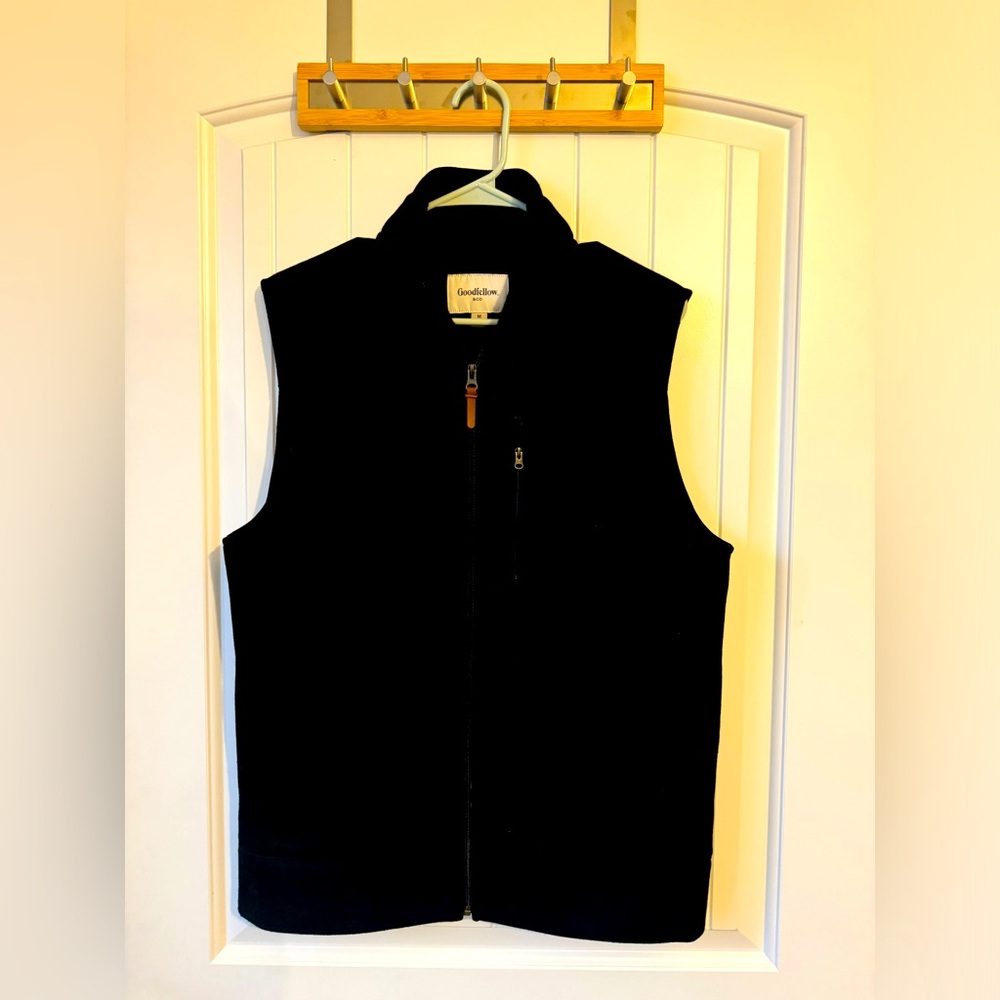 Goodfellow Men’s Black Vest!